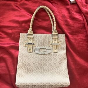 perfect condition guess tote/purse